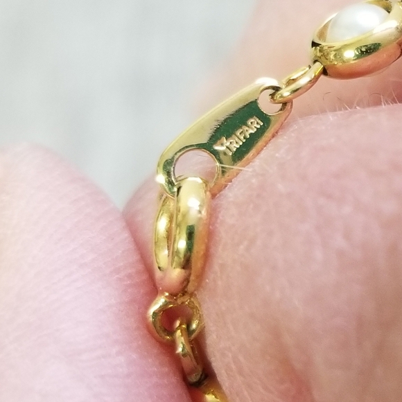 Crown Trifari goldtone mini pearls necklace - Picture 6 of 9